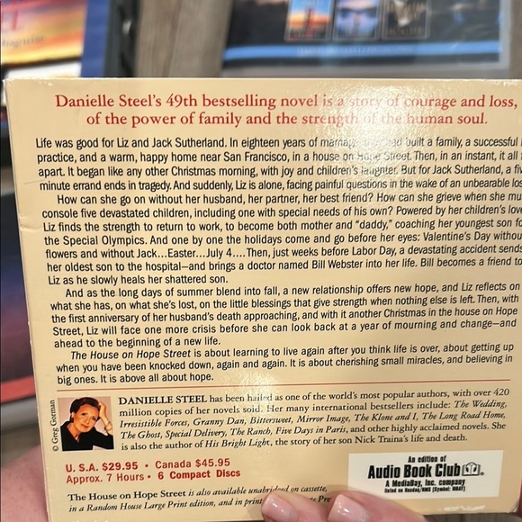 Bundle-7 Danielle Steel Audiobook CDs- Suspects, The Right Time, Betrayal, Rogue - Picture 15 of 16